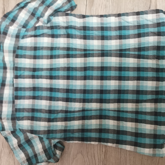 Gently used Marmot poplin shirt size small - Picture 8 of 8